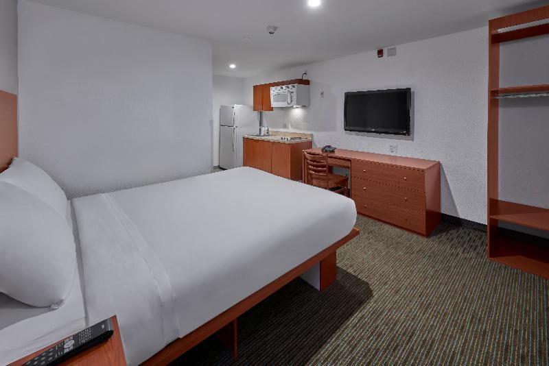 Extended Suites Ciudad Del Carmen Aeropuerto 客房 照片